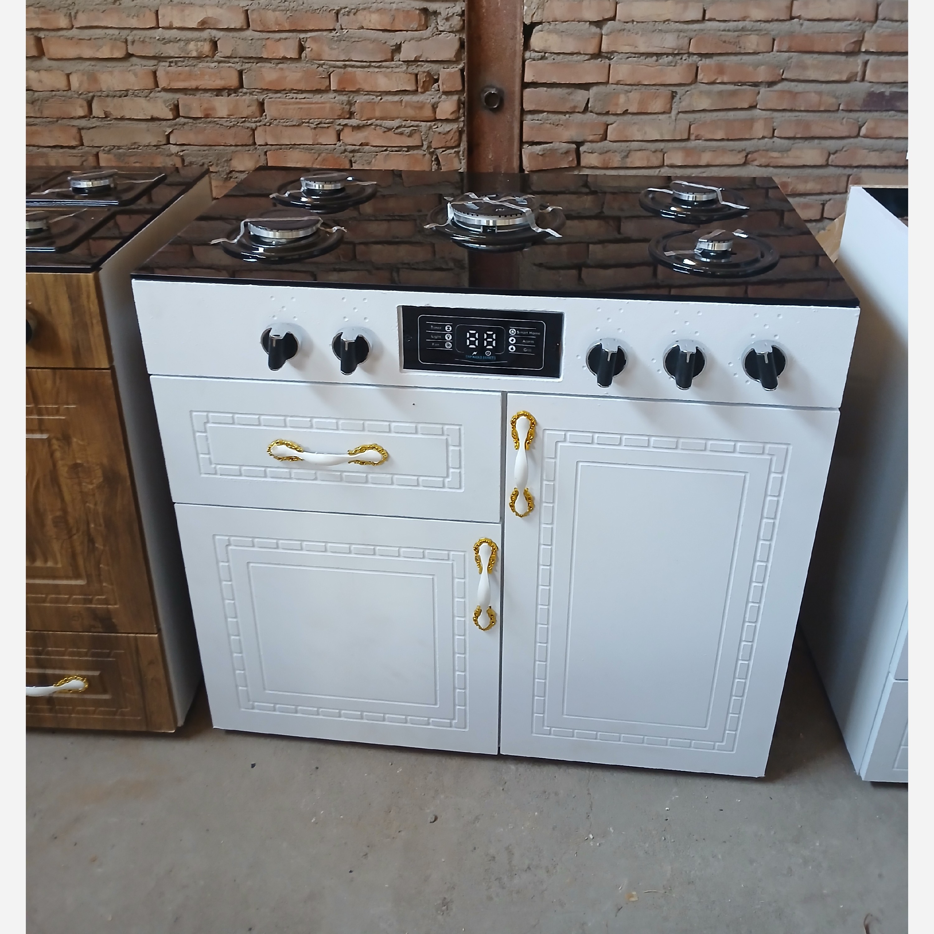 اجاق گاز کابین دار دودرب صفحه شیشه فروش ویژه(هزینه ارسال بصورت پس کرایه هست